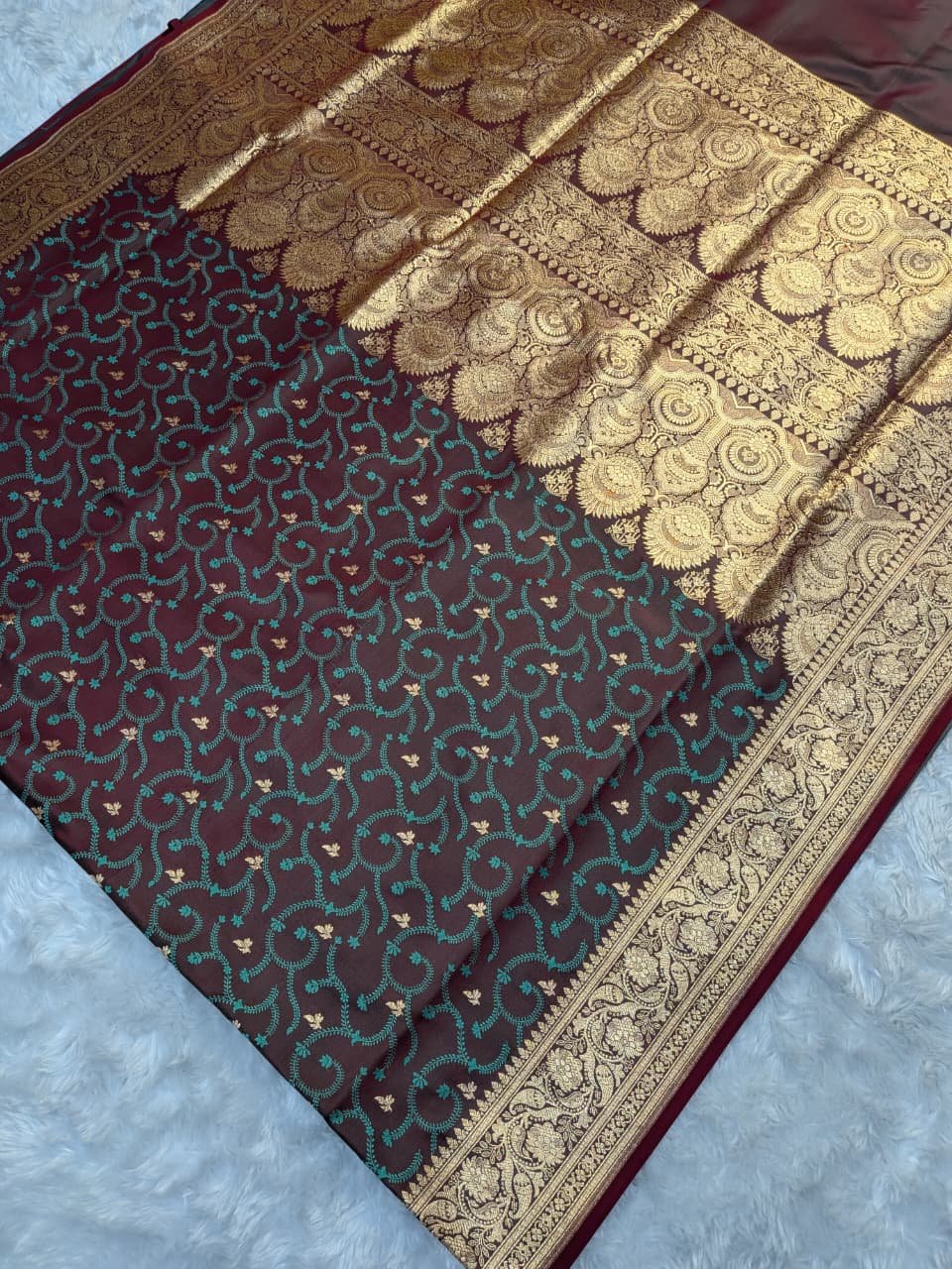 Katan 80/20 Zari Border Anchal Tanchui Saree - Image 3