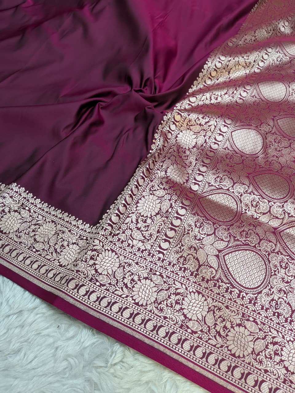 Mashru Silk Body Plain Blouse Design Saree - Image 3