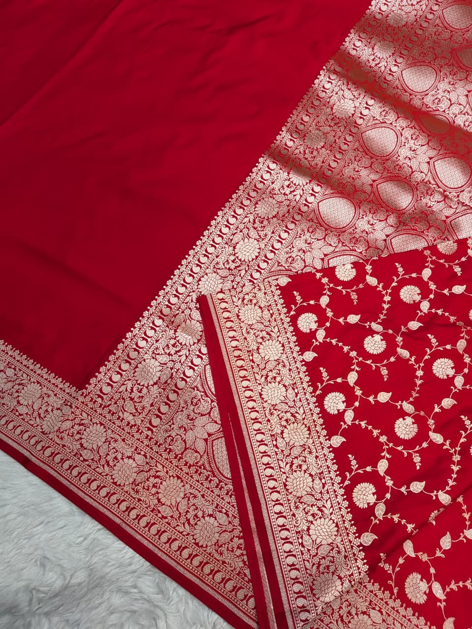 Mashru Silk Body Plain Blouse Design Saree - Image 2