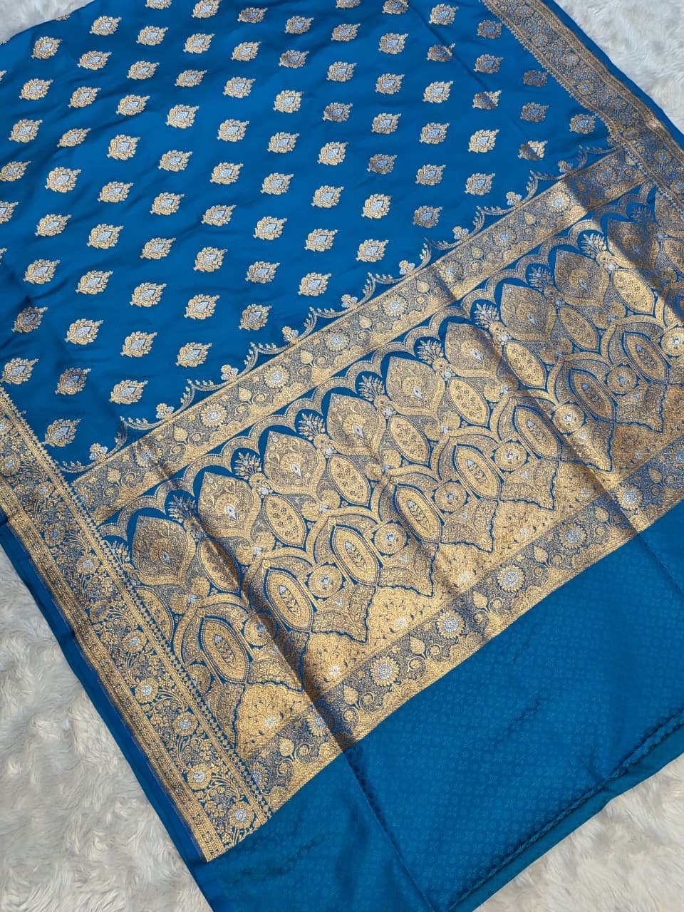 Satin Katan Silk Zari Border Saree - Image 4