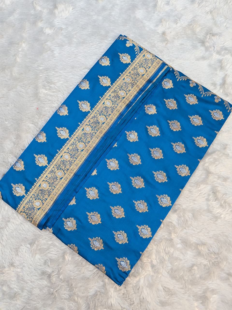 Satin Katan Silk Zari Border Saree - Image 3