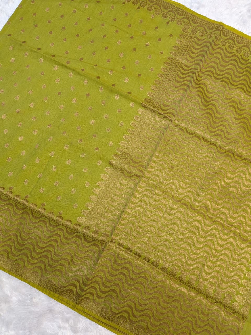 Semi Dupion Silk Chundri Buti Saree - Image 3