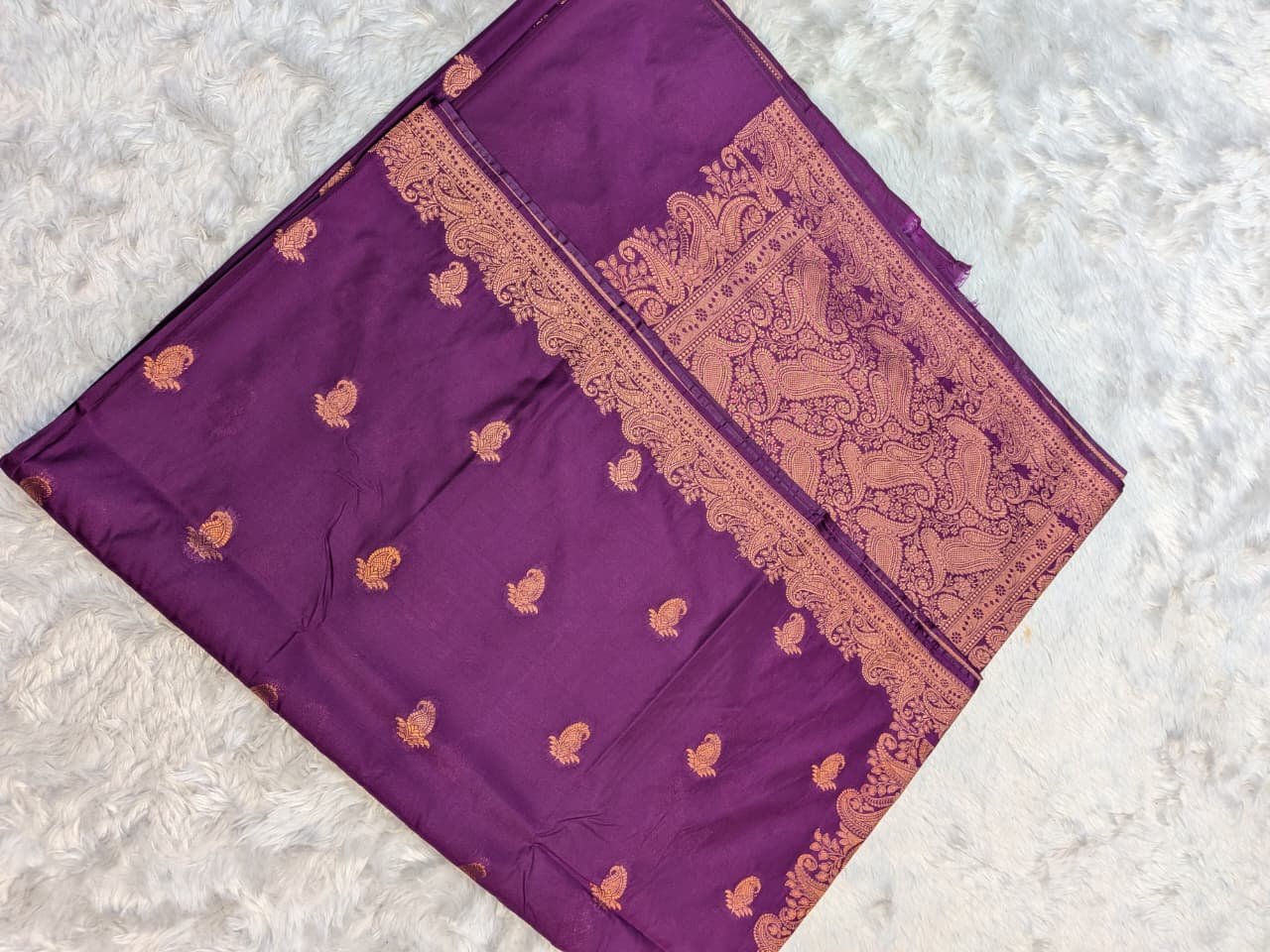 Semi Katan Similar Buti Design Saree - Image 3