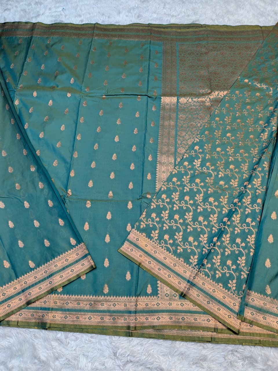 Semi Katan Similar Buti Design Saree - Image 4