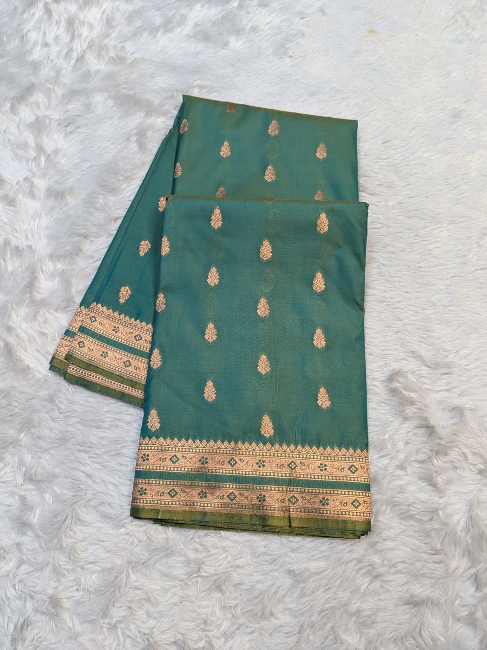Semi Katan Similar Buti Design Saree - Image 3