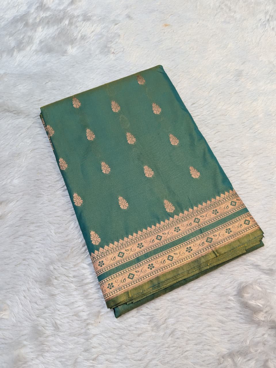 Semi Katan Similar Saree